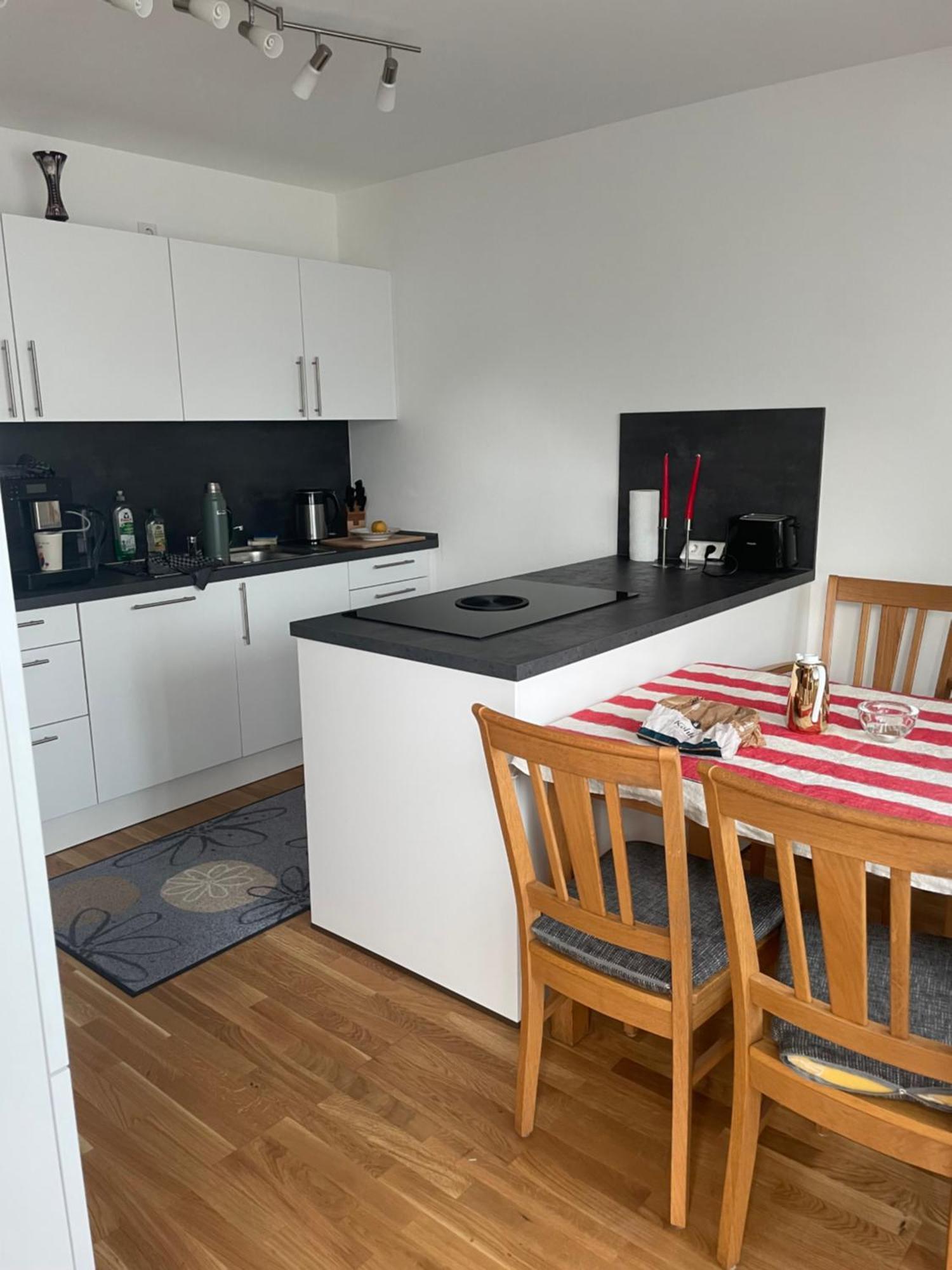 Peaceful Holiday Morningstar Apartment Wurzburg Bagian luar foto